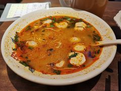 冬阴功-大头虾越式风味餐厅(光明广场店)