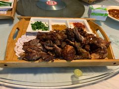 烤羊腿-闻道食府烙饼卷带鱼(原车耳营店原大觉寺店)