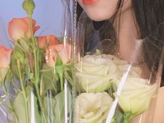 -爱尚鲜花店(粤通综合楼店)