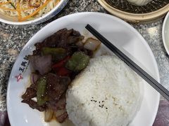 酱炒猪肝盖浇饭-王興記(中山路店)
