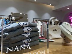 -nana showroom娜娜家服装店