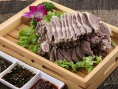 -老阿妈蒙古村·蒙古包·草原文化·歌舞表演(老君堂店)