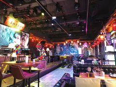 -喜鹊音乐酒馆(西街店)