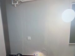 -卡罗酒店(东门晒布地铁站店)