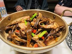 -佬麻雀·新湘菜(东方宝泰店)