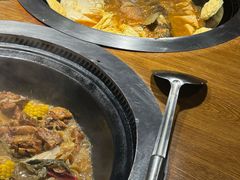 -万里闯关东铁锅炖菜馆(高新旗舰店)