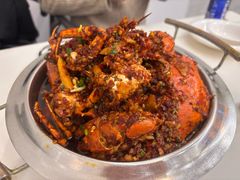 -凤凰路何眼镜香辣蟹(花果园店)