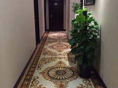 -上海御花园酒店