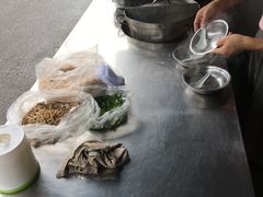 -荣巷小馄饨(荣巷店)