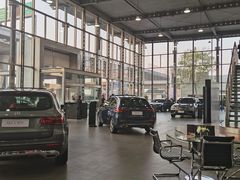 -苏州利星奔驰4S店(吴中店)