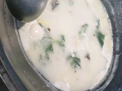 -陈大锅·岳阳鱼馆·地道岳阳菜(美食街店)