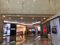 -鸿通城购物中心