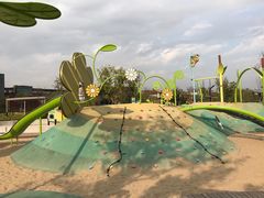 -季高兔窝窝亲子园(上海薰衣草公园店)