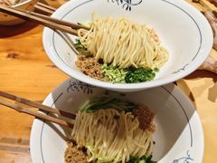 -六合居·明厨亮灶餐厅(成双大道店)