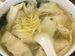 -笑来喜馄饨小笼工坊店(湖滨街店)
