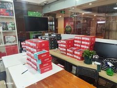 -上海南东电玩(上海置地广场周大福店)