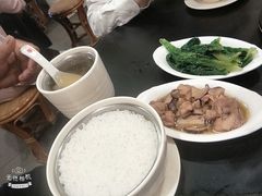 冬菇滑鸡饭-味先肠粉(珠光路店)