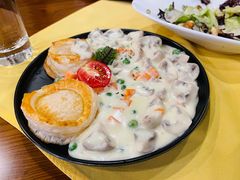 烤酥合配奶油烩蘑菇-申德勒加油站西餐厅Schindlers Tankstelle(上海外滩店)