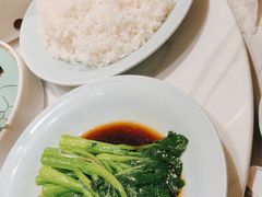 -荷花亭·湖北融合菜(中商广场店)