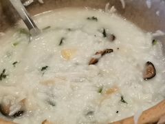 -粤仔湾砂锅粥(广益哥伦布店)