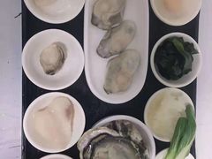 -灵芝妹子海鲜米线(劳动公园店)