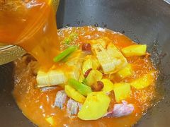 -老刘生态大鱼坊铁锅炖鱼(赛马场店)