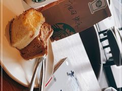 -星巴克臻选(莘庄仲盛店)