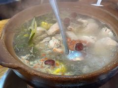 石橄榄炖鸡-洪大厨鸡煲(福田店)