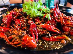 -虾易落味(杭州黄龙万科中心店)