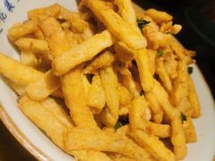 咸蛋黄炒茄子-吃饭皇帝大(解放西路店)