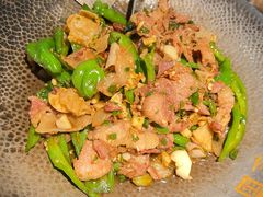 -费大厨辣椒炒肉(万家丽一店)