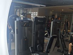 -超鹿运动(五四路恒力城店)