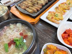 -釜山豚骨汤饭(芝罘万达广场店)