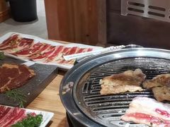-汉城烤肉·黑金冠(华山路店)