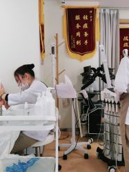 -塑青春&伊肤泉祛痘皮肤管理