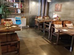 大堂-HIGH FIVE哈福手工汉堡(桂林路店)