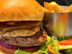 松露芝士鹅肝和牛汉堡-bluefrog蓝蛙(悠唐购物中心店)