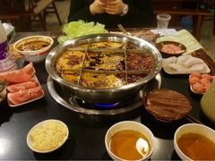 -邓莽子老火锅(中兴路总店)