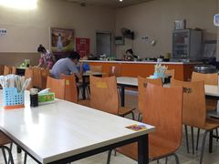 大堂-洪峰浩老北京烧饼夹肉(角门路店)