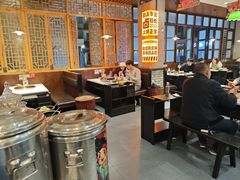 -卤校长老火锅(杨家坪直营店)