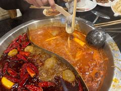 -百年川椒重庆老火锅(光谷店)