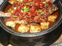 -吞鱼兽麻辣烤鱼(万达店)
