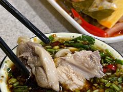 -墨脱石锅椰子鸡•香草鸭•东山羊(大东海店)