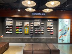 -NIKE武汉品牌体验店