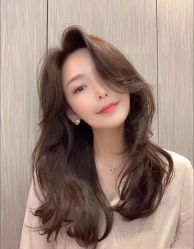 -BULB STUDIO 巴柏明星发型工作室