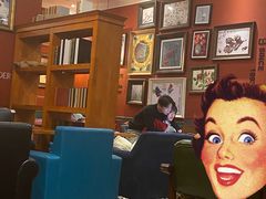 -西西弗书店&矢量咖啡(壹方购物中心店)