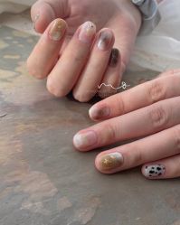 -Momo nail 日系美甲
