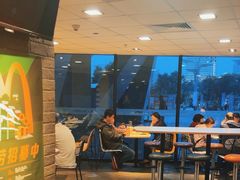 -麦当劳(国家体育场南路店)
