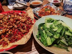 -泥糊破店小酒馆·团建聚餐(南京西路店)