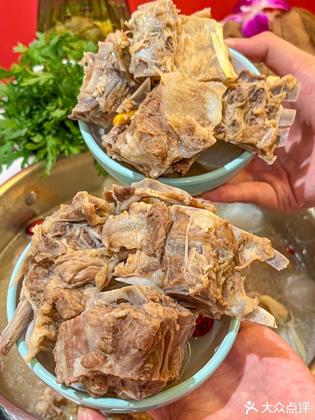 安达宴歌的羊蝎子，一口就上瘾！🔥